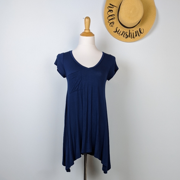 Modcloth Tops - Modcloth Fervour Navy Blue Swing Tunic Tee Small